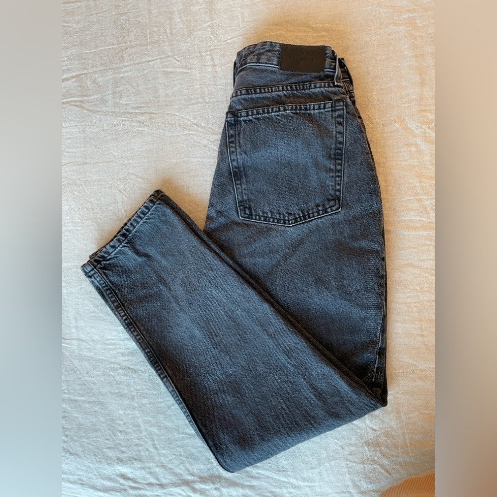 Everlane the curvy 90s cheeky straight jean organic cotton